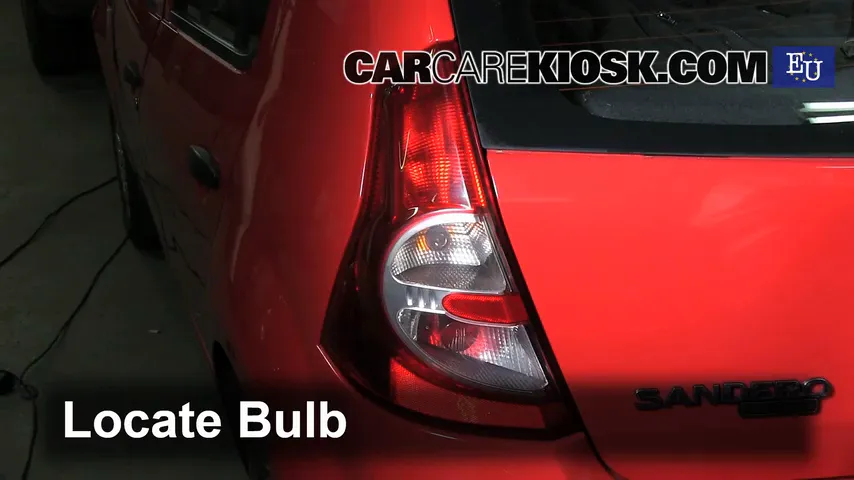 2009 Dacia Sandero LLMPI 1.4L 4 Cyl. Lights Reverse Light (replace bulb)